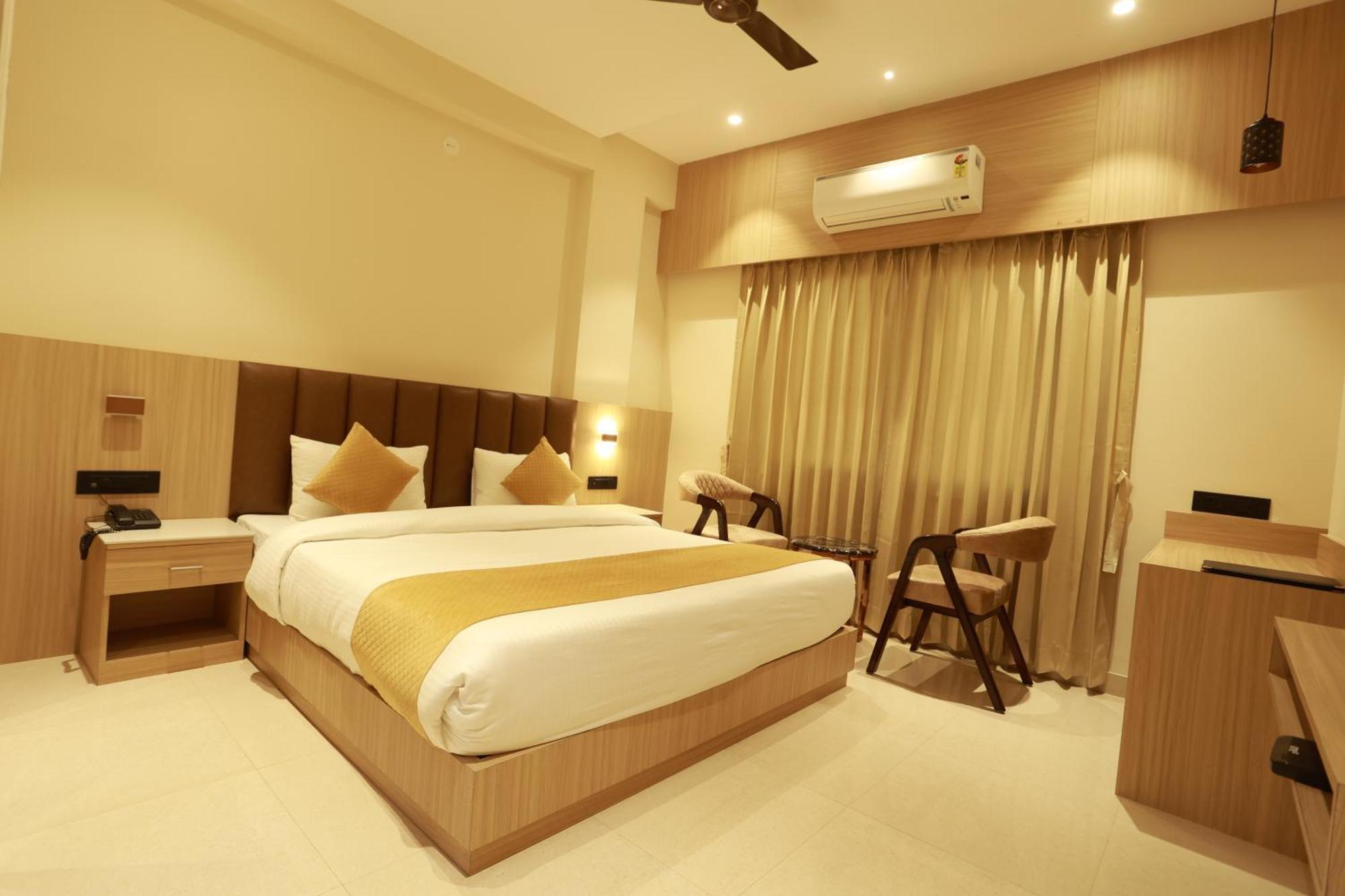 Hotel Taviral Regency Udajpur Zewnętrze zdjęcie