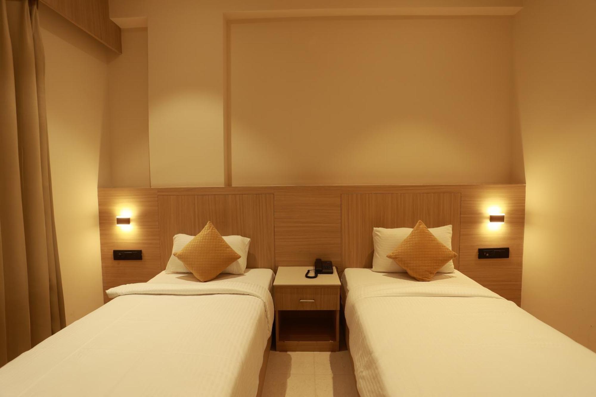 Hotel Taviral Regency Udajpur Zewnętrze zdjęcie
