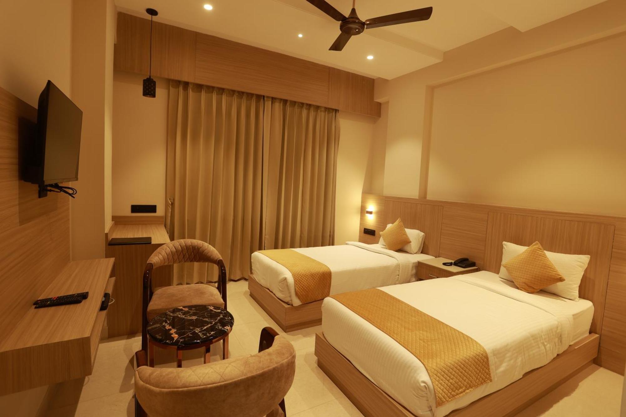 Hotel Taviral Regency Udajpur Zewnętrze zdjęcie